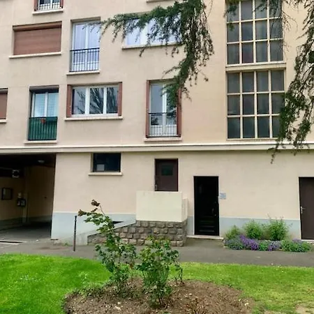 70m2 In Paris Close To Everything 아파트